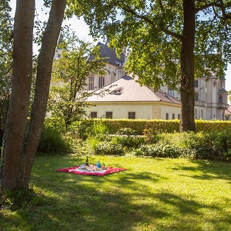 Moerwald Grafenegg Hotel ภายนอก รูปภาพ