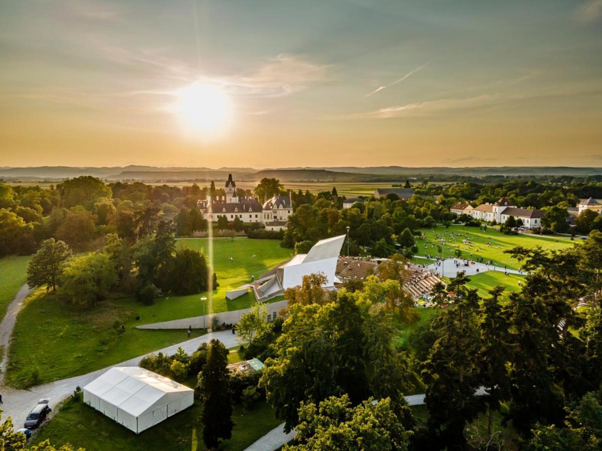 Moerwald Grafenegg Hotel ภายนอก รูปภาพ